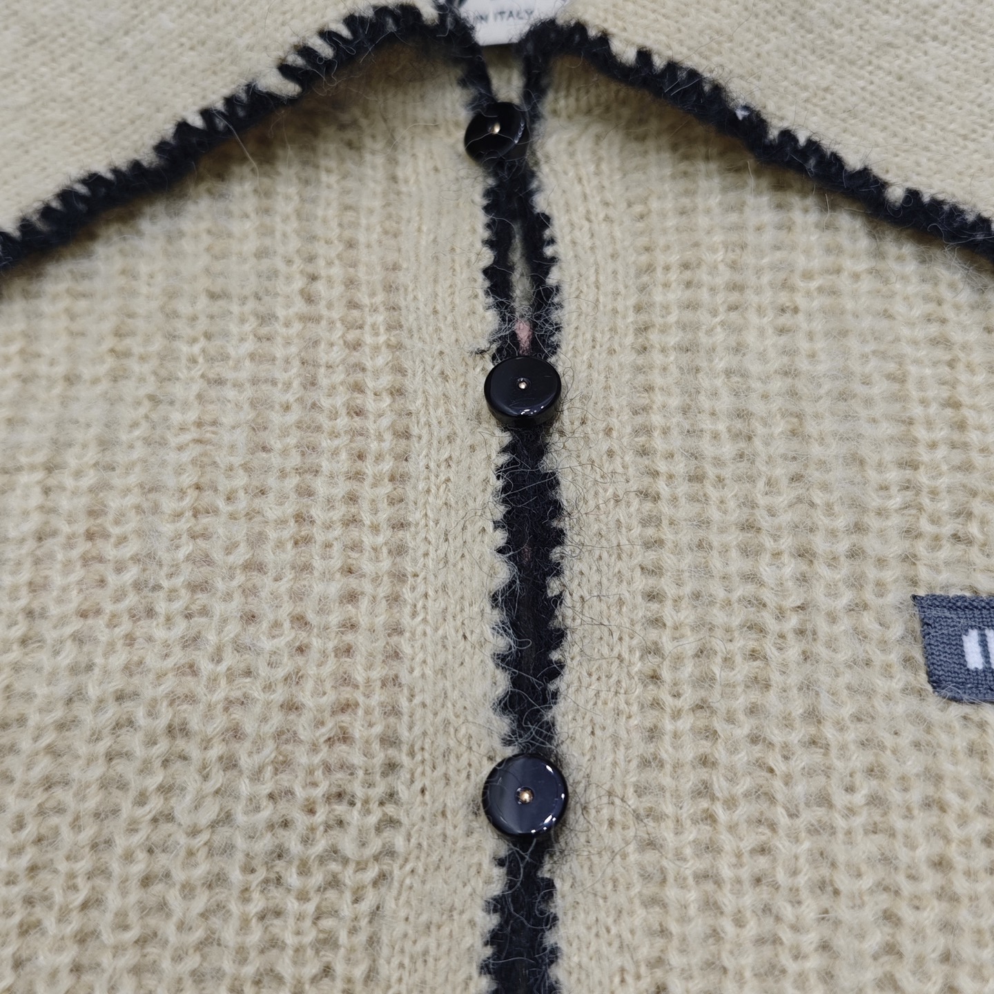 M fashion high-end women's collar long sleeved wool cardigan