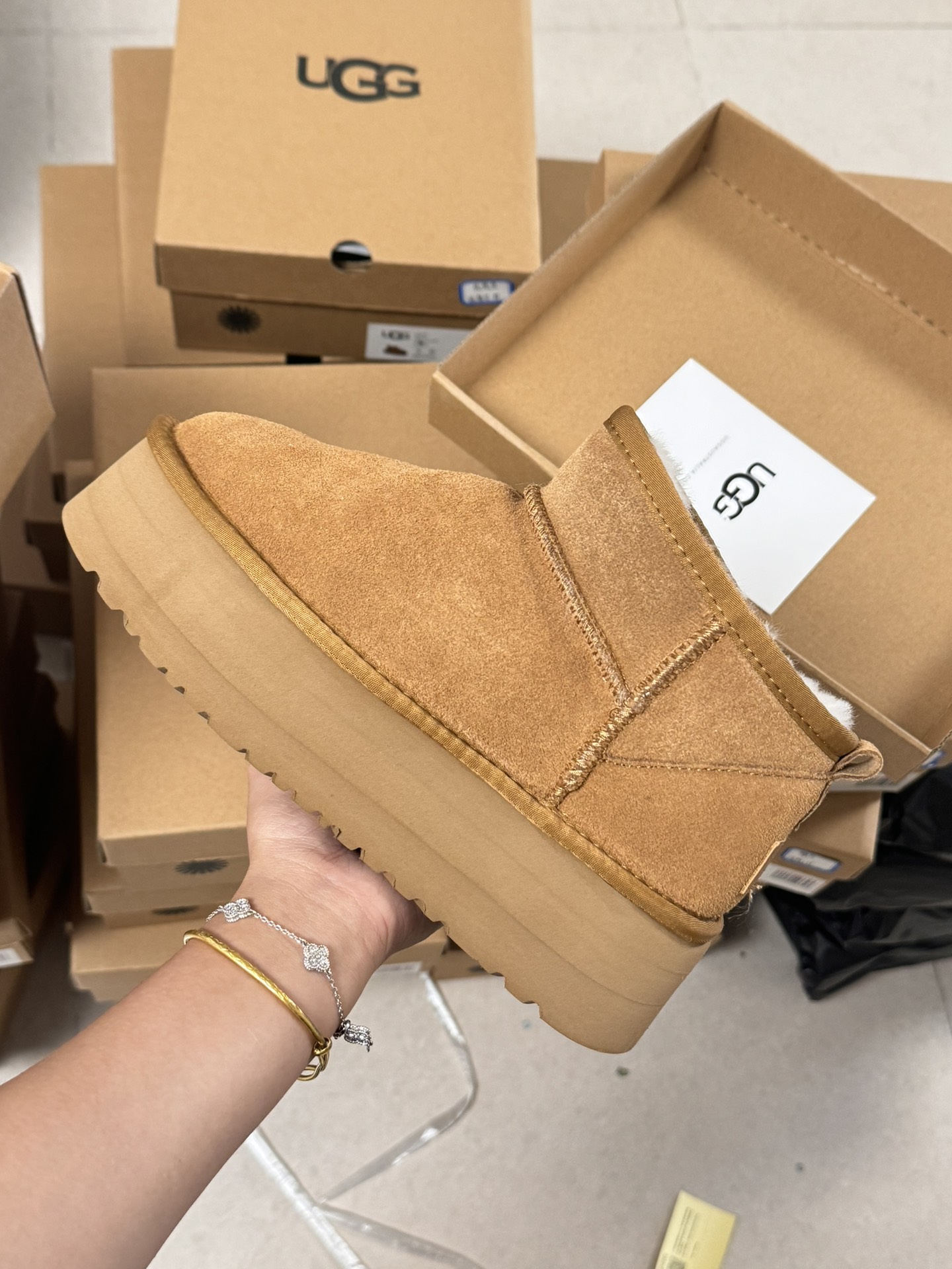 UG design Mini Boots 3cm sole