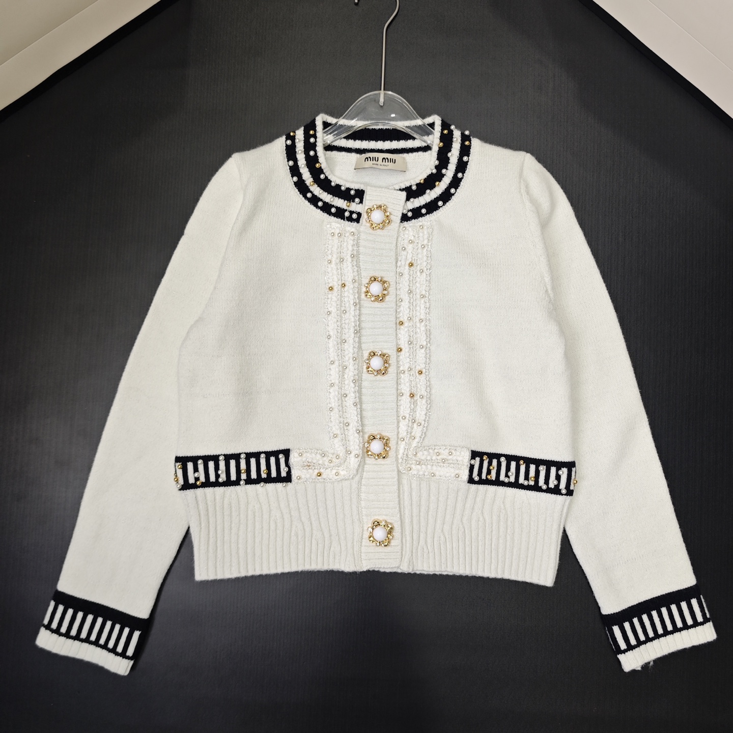 M fashion high-end women's nail bead round neck long sleeved cardigan