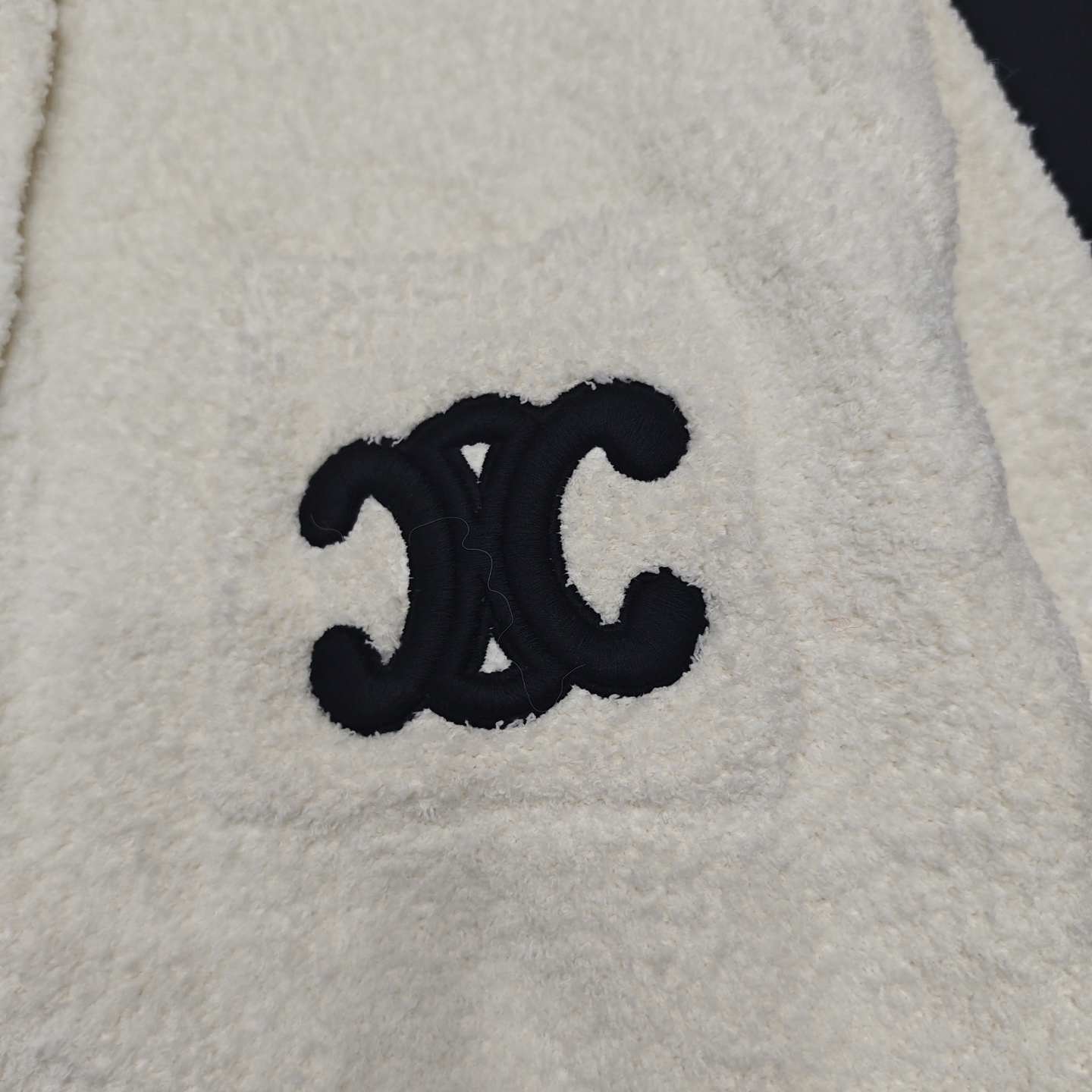 CE fashion high-end women's round neck long sleeved wool cardigan