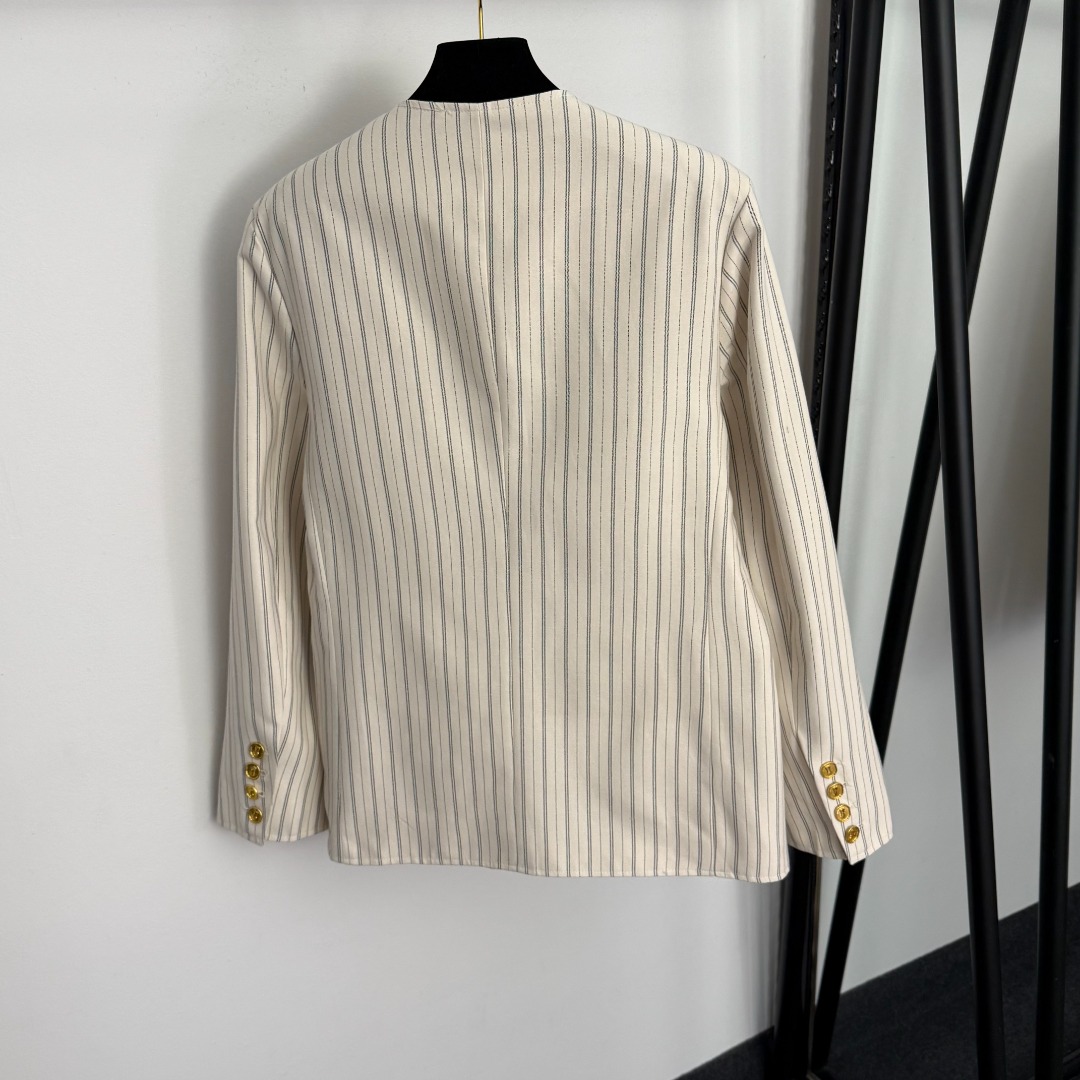 S V-neck long sleeved striped suit jacket