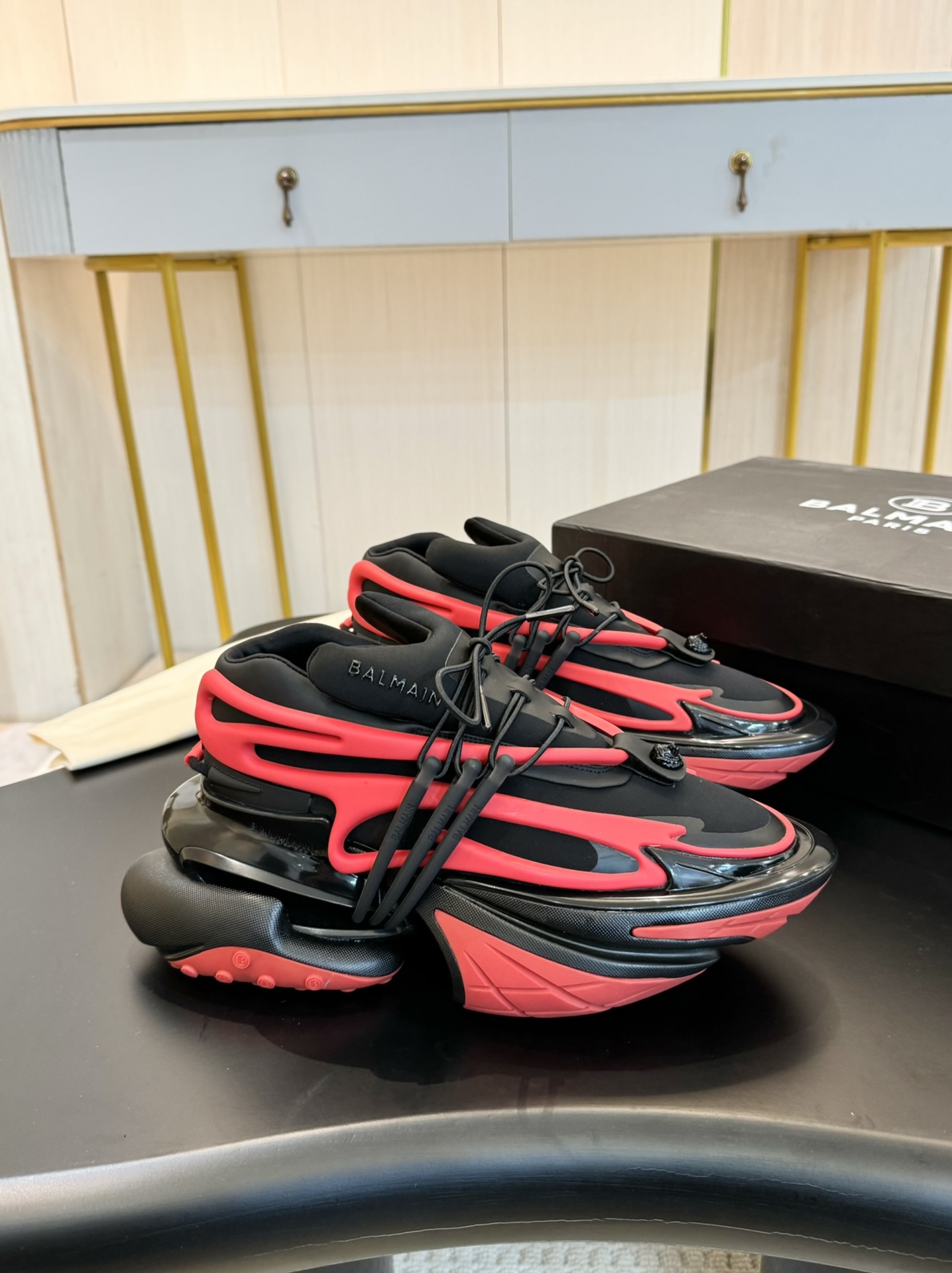 Bal Design spacecraft Sneakers