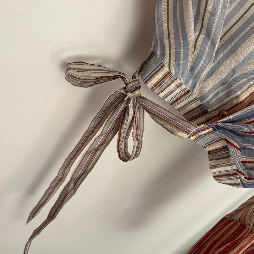 Z Waist up lantern long sleeved shirt