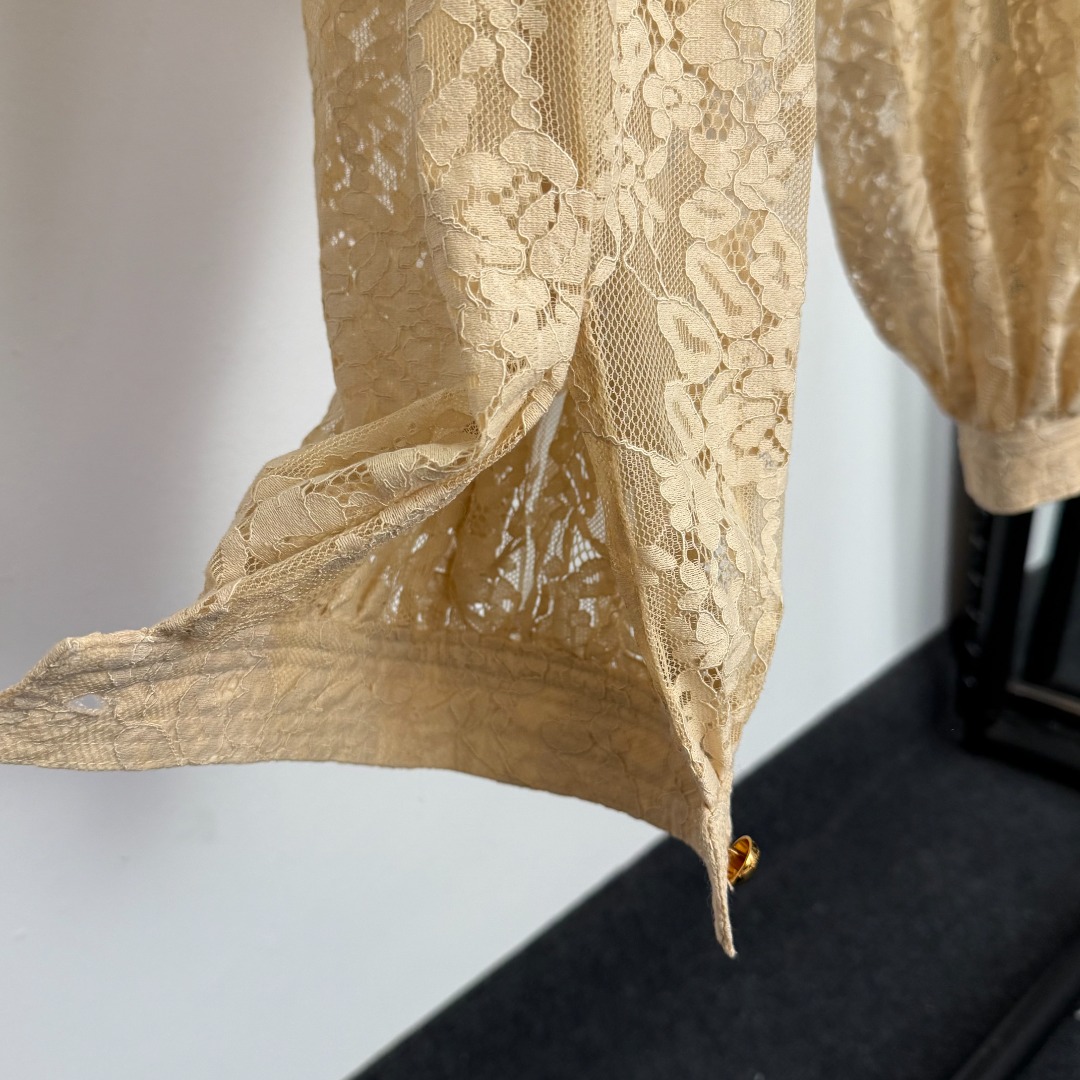 Z lace 2 set Stand up collar vest top+leg binding pants carrot pants