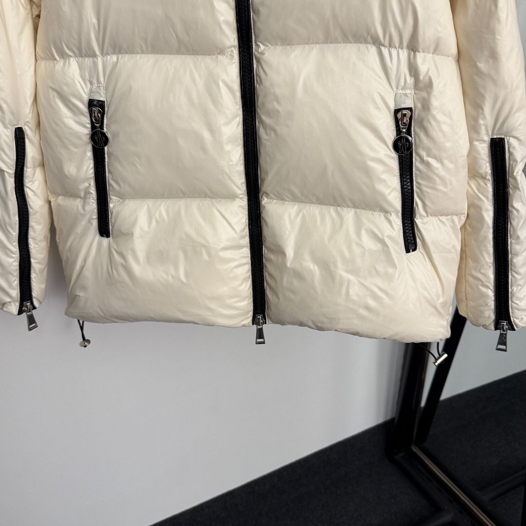 M Printed hooded down jacket