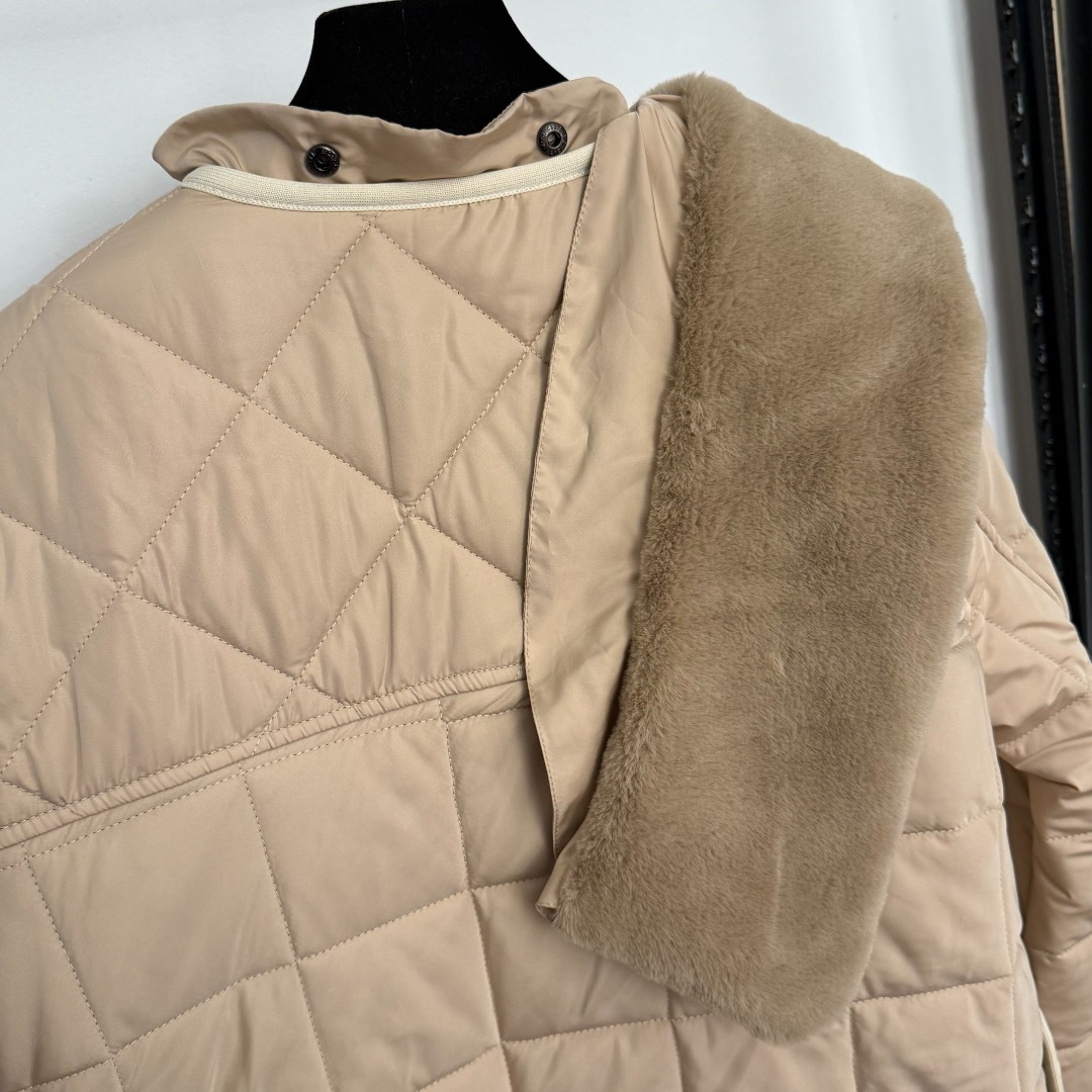 M Detachable Fur-Lined Hooded Long Sleeve Cotton Jacket