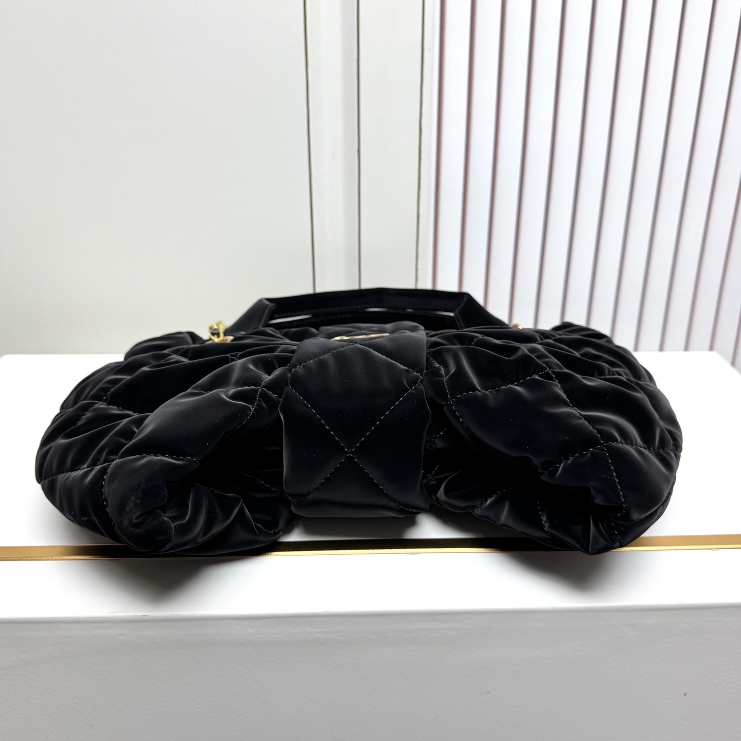 L design Velvet bow Handbag