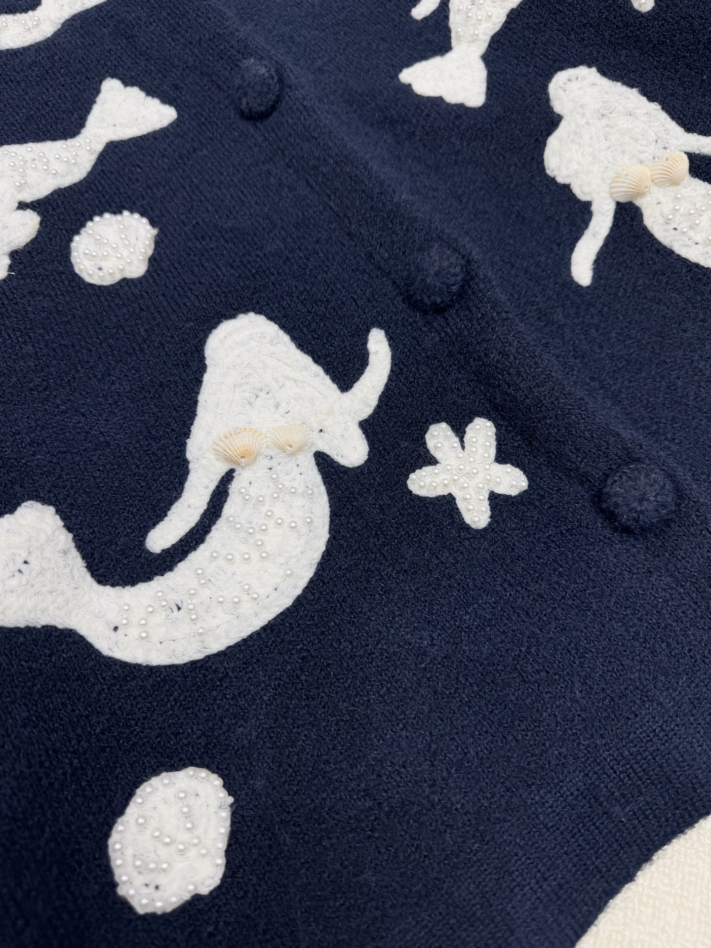 U Fashion Casual Mermaid Shell Embroidered Sweater Cardigan