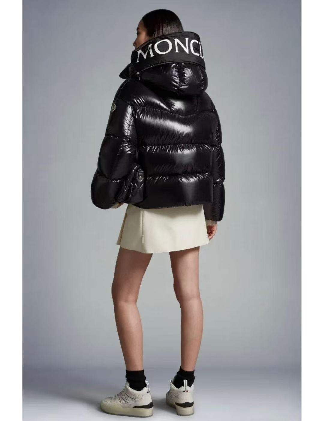 M Printed hooded down jacket