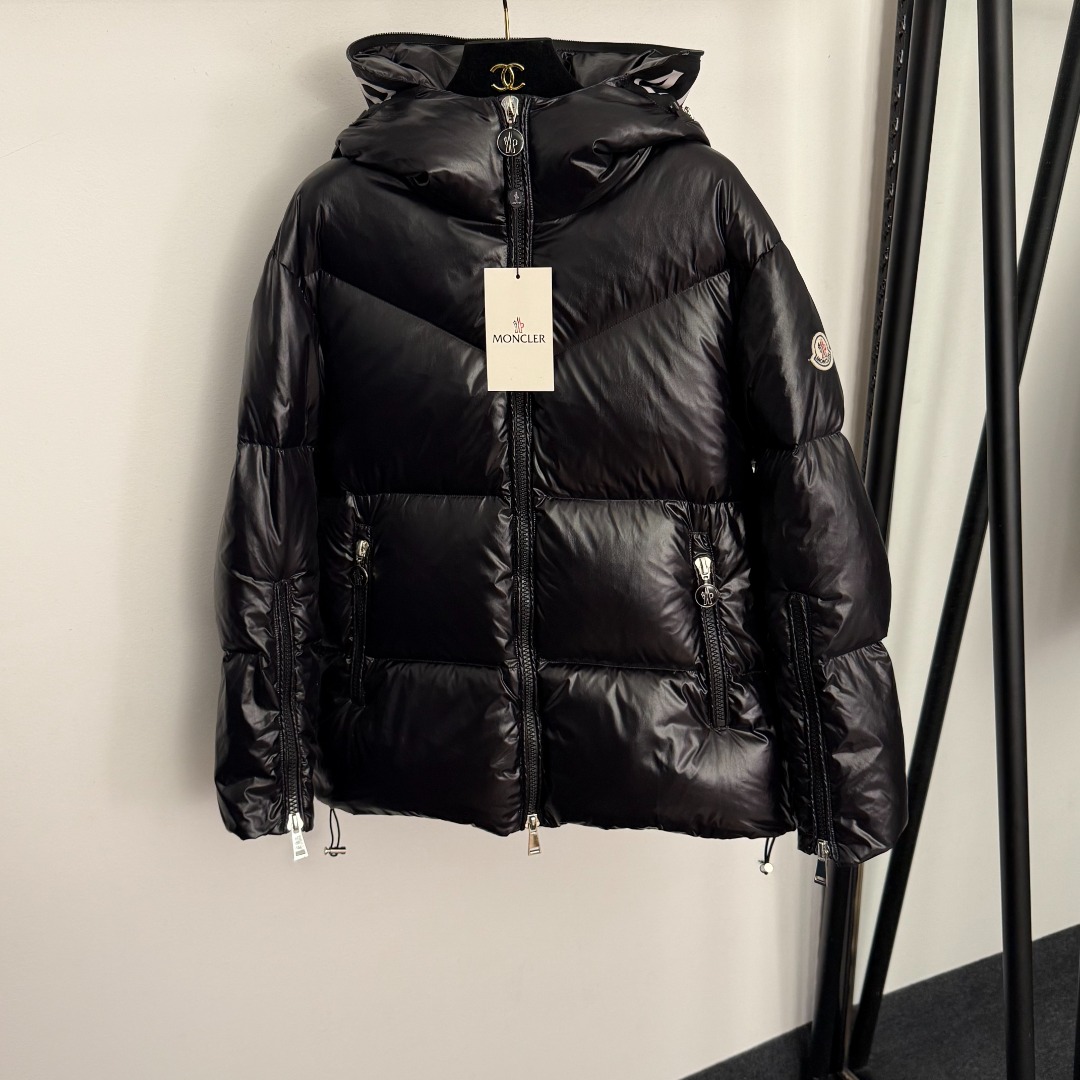 M Printed hooded down jacket