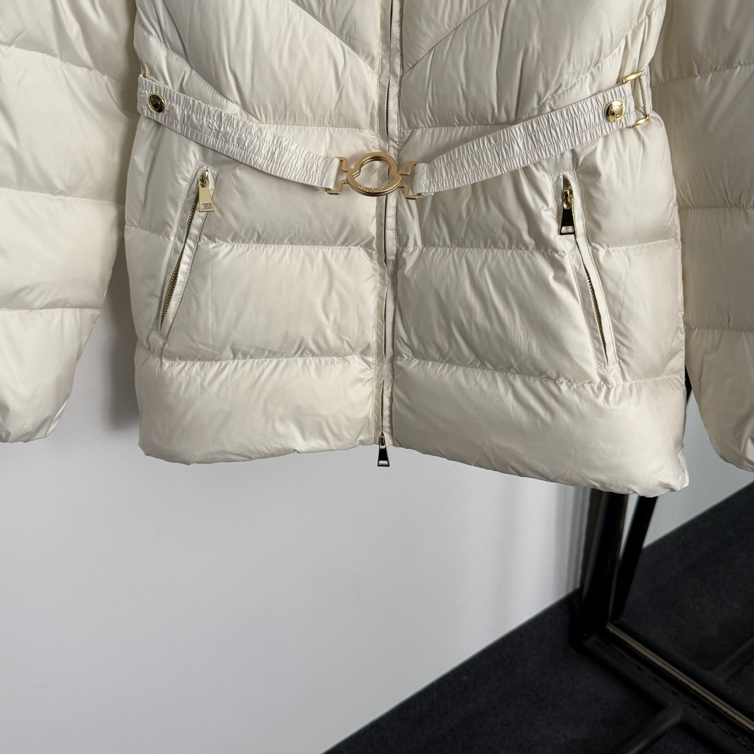 M Long-sleeved hooded slim-fit down jacket