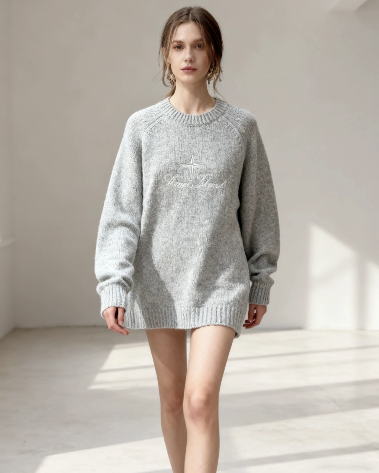 ST fashion casual loose round neck long sleeved top