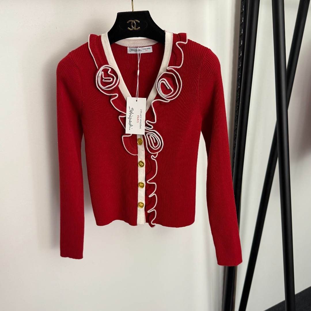 S 3D flower V-neck long sleeved knitted cardigan