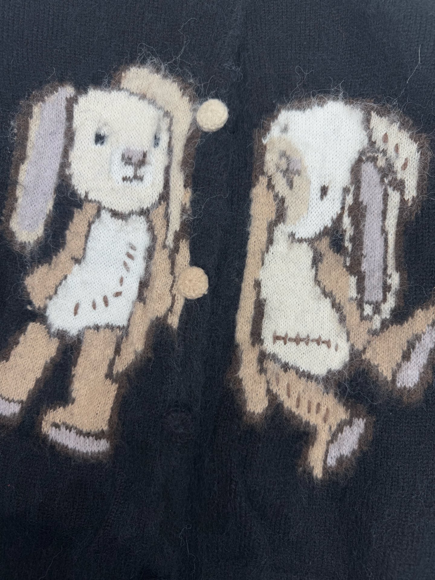 U fashion casual loose round neck embroidered long sleeved top