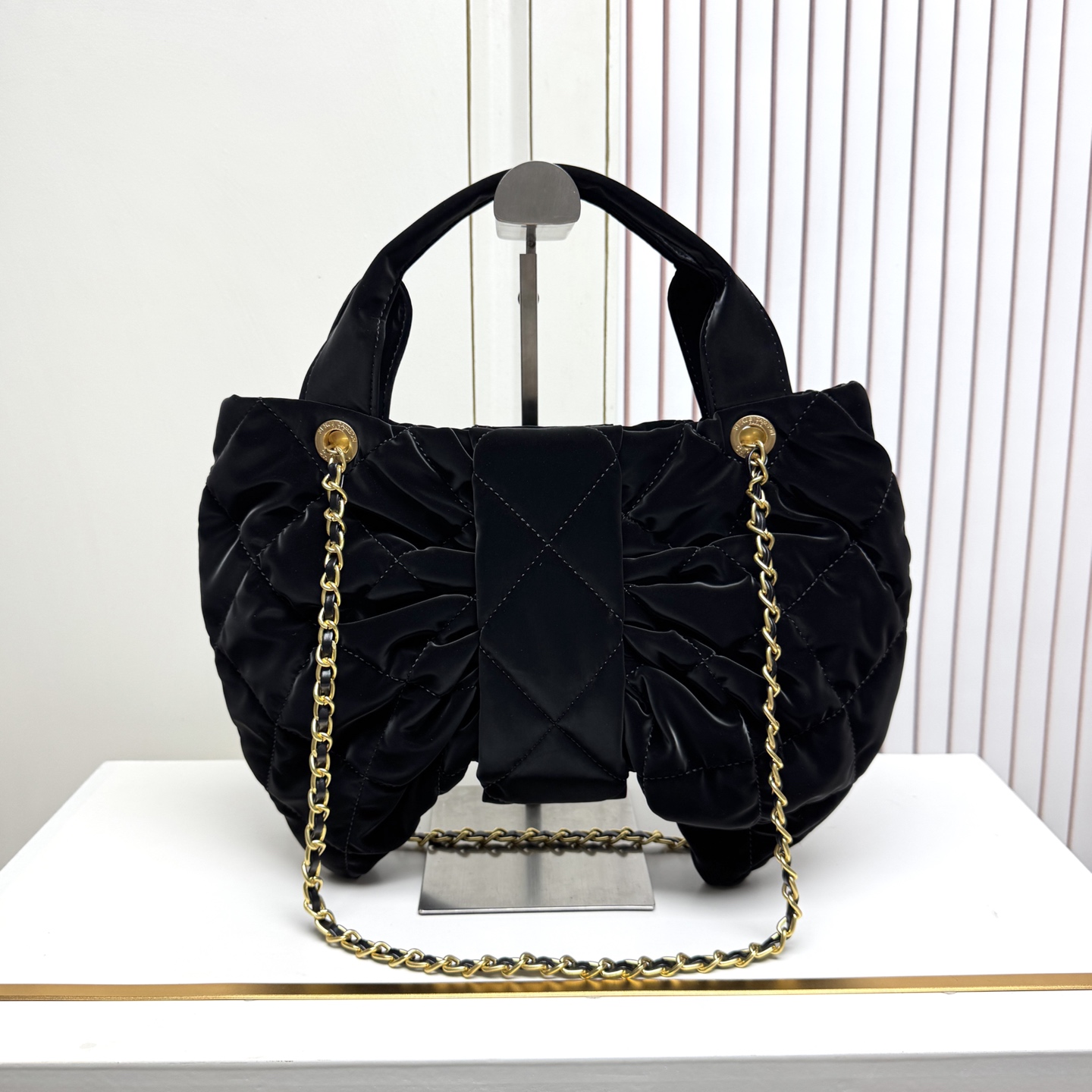 L design Velvet bow Handbag