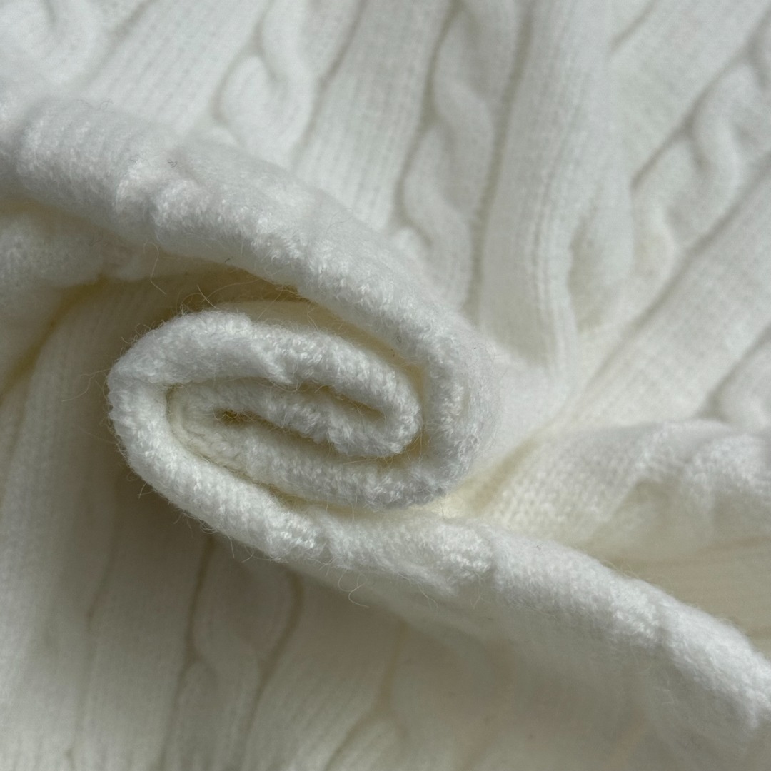 C Fried Dough Twists pullover long sleeve sweater