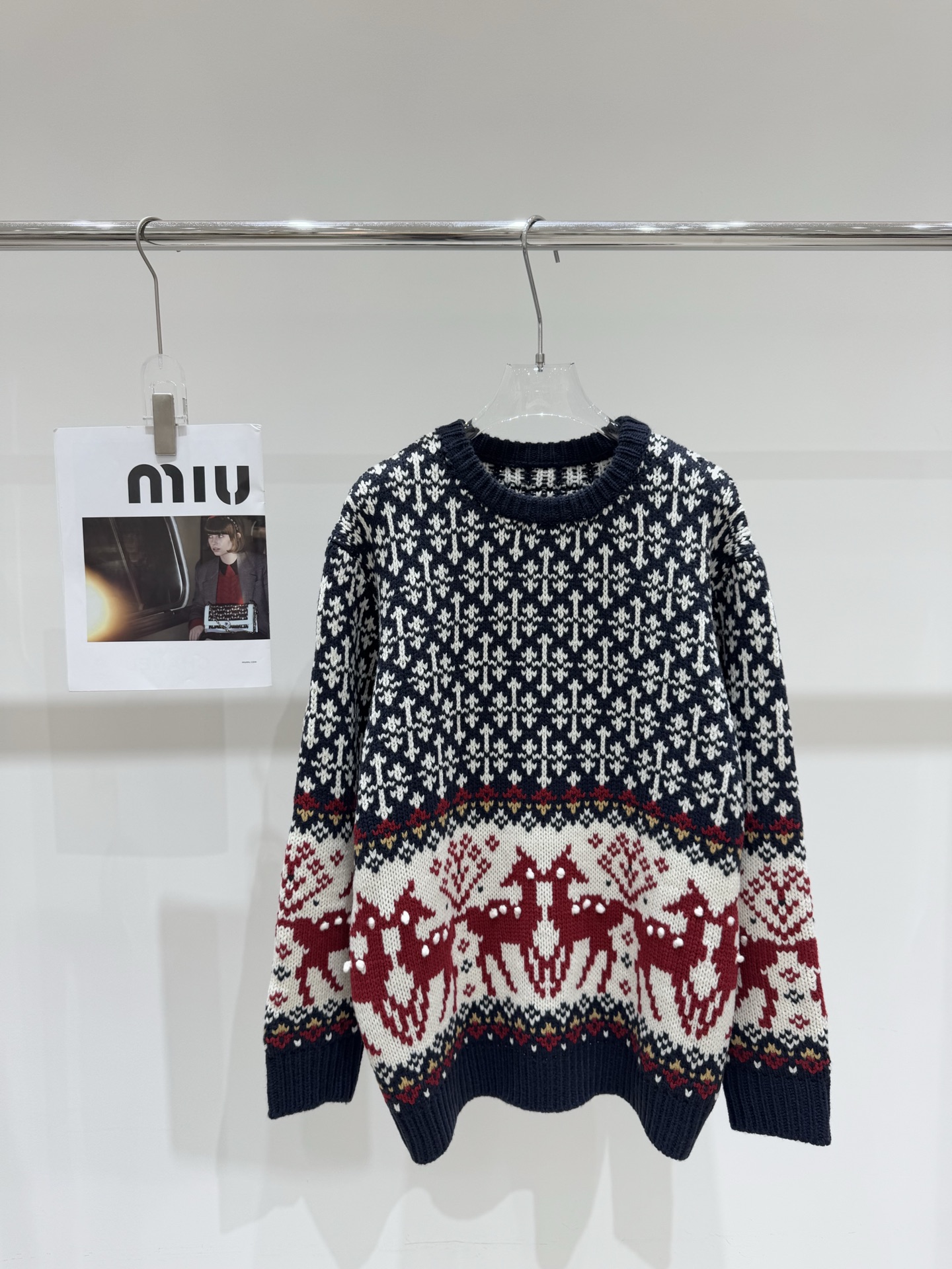 U Fashion Casual Loose Embroidered Round Neck Long Sleeve