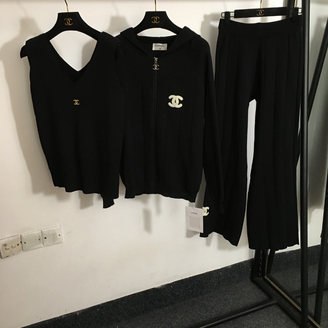 C* Latest Set Vest+Top+Pants