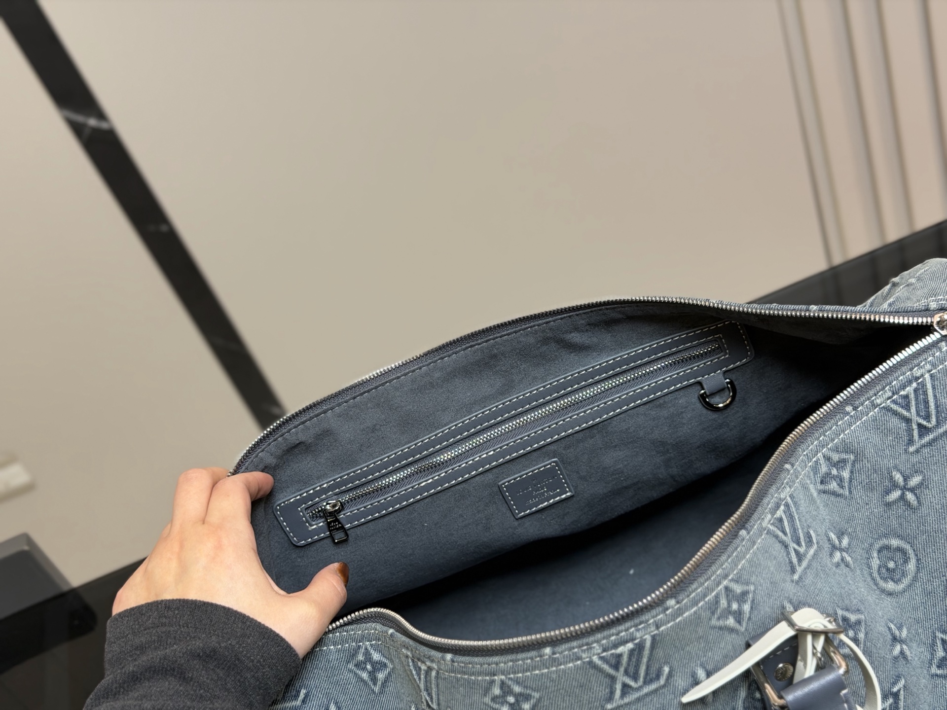 L design Keepall 50B Travel Bag