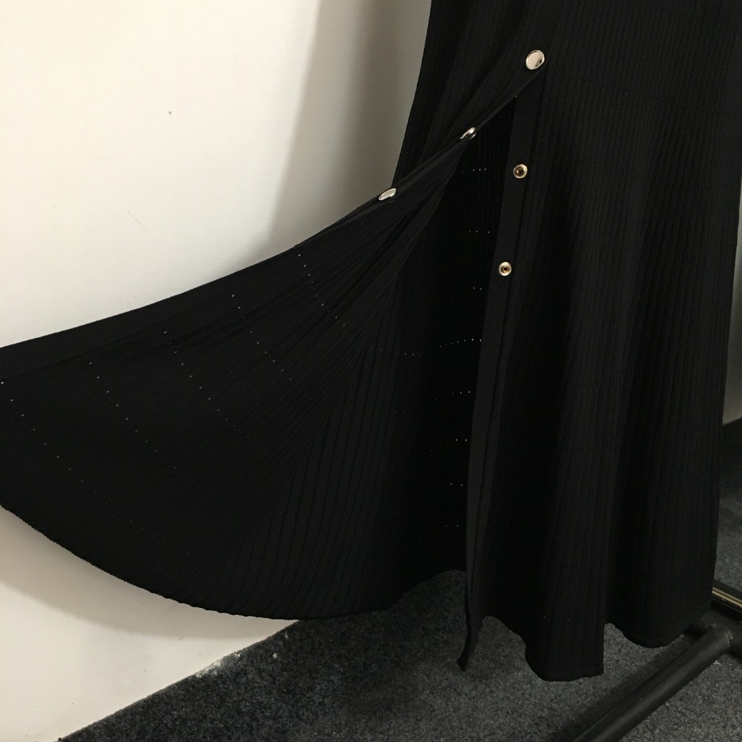 S Lantern long sleeved knitted dress