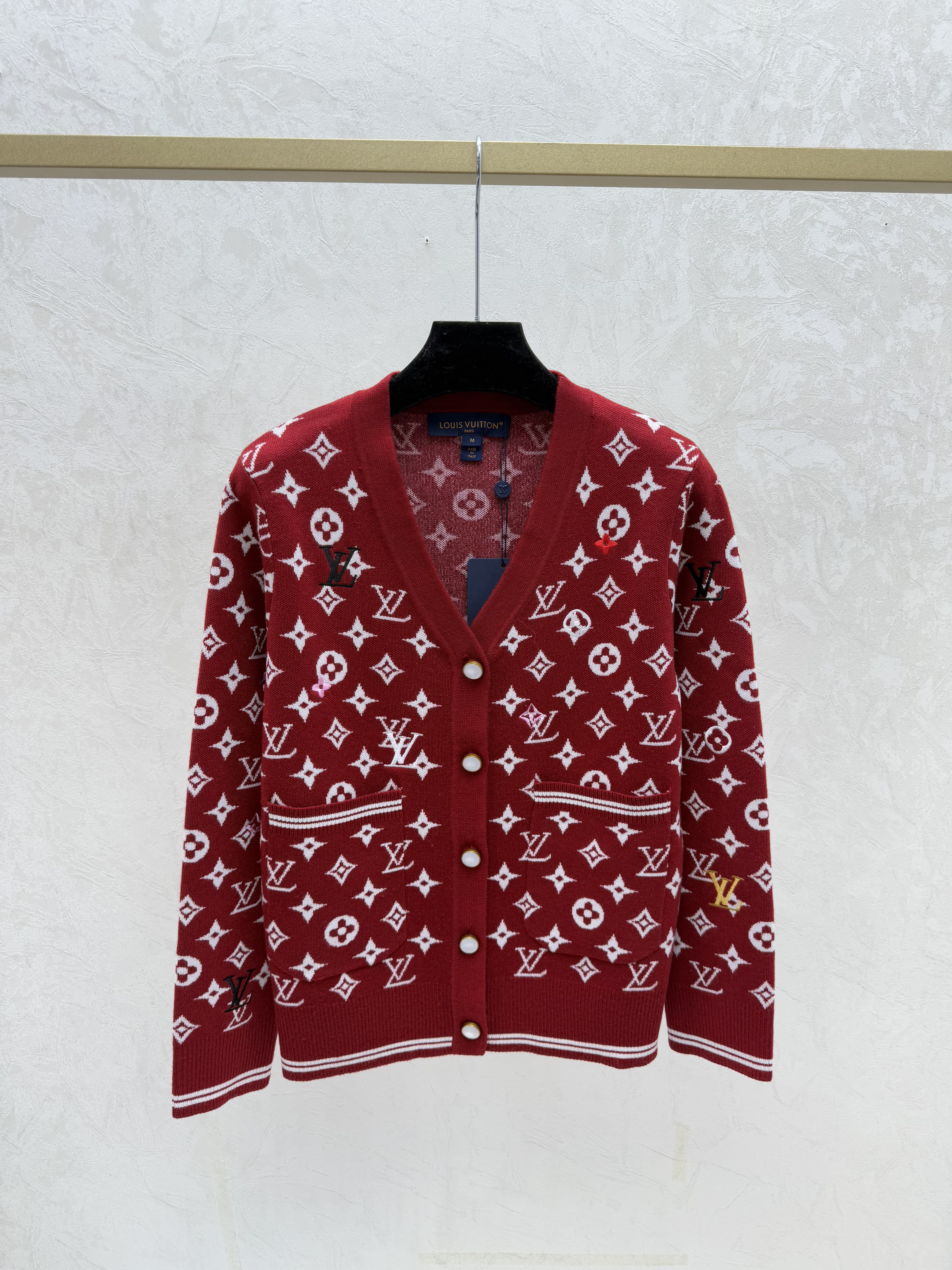 L fashion high-end women's classic letter jacquard V-neck long sleeved cardigan