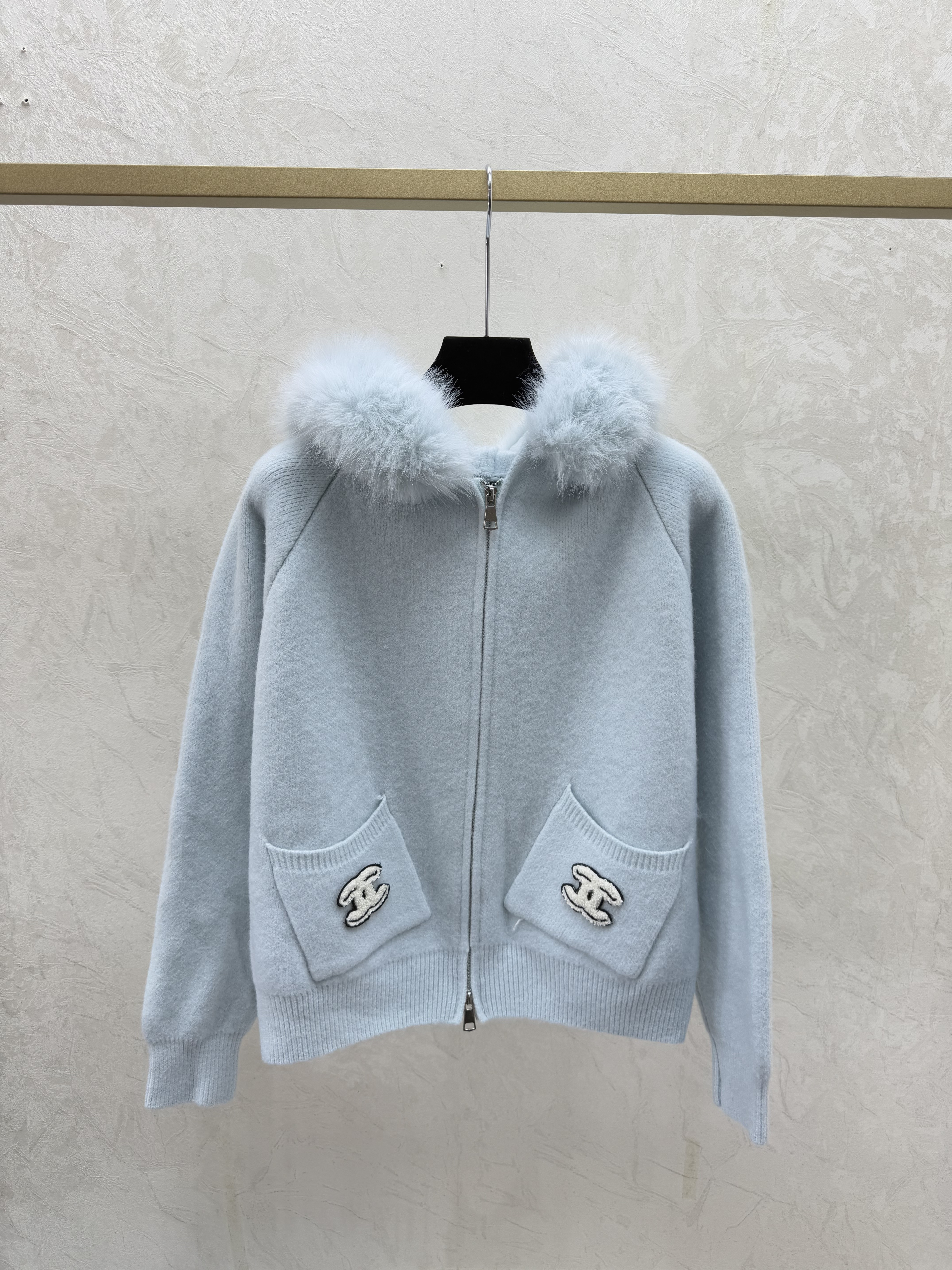 C fashion high-end women's furry hooded zipper long sleeved jacket