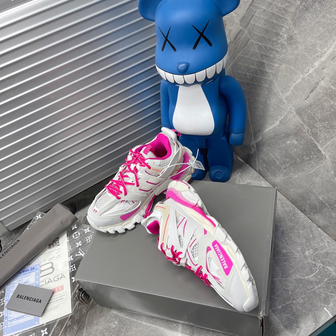 B Design Track 3.0 Sneakers top quality