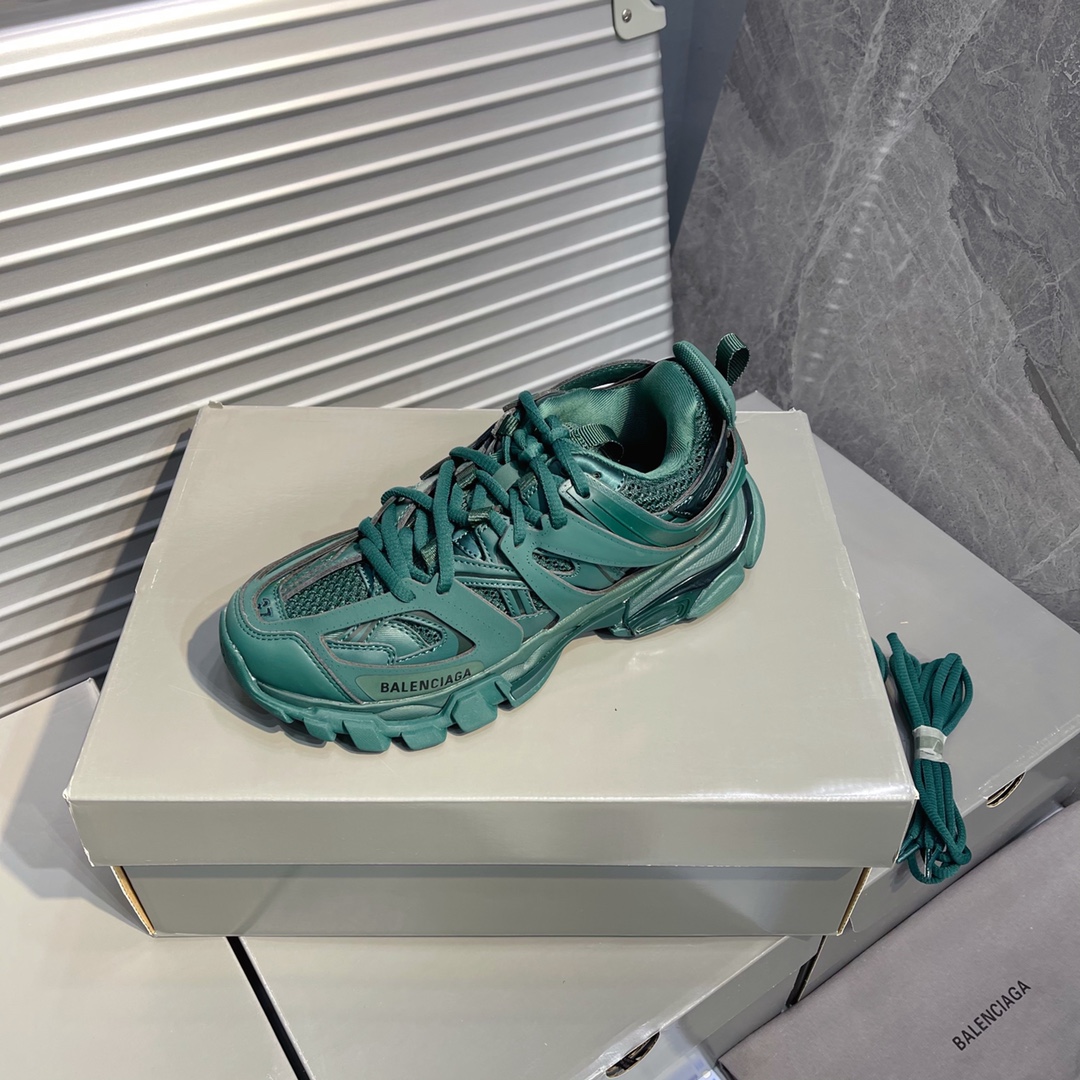 B Design Track 3.0 Sneakers top quality