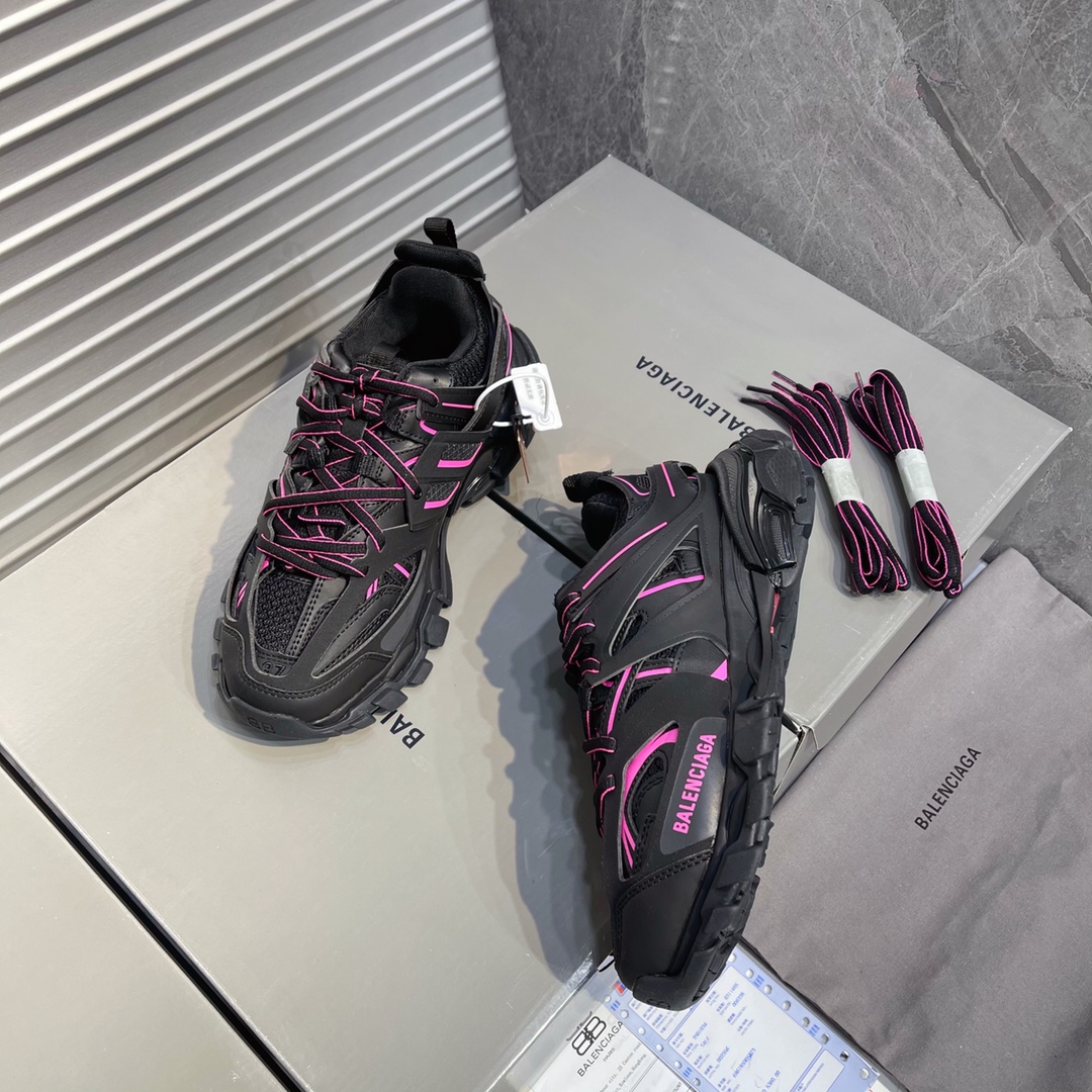 B Design Track 3.0 Sneakers top quality