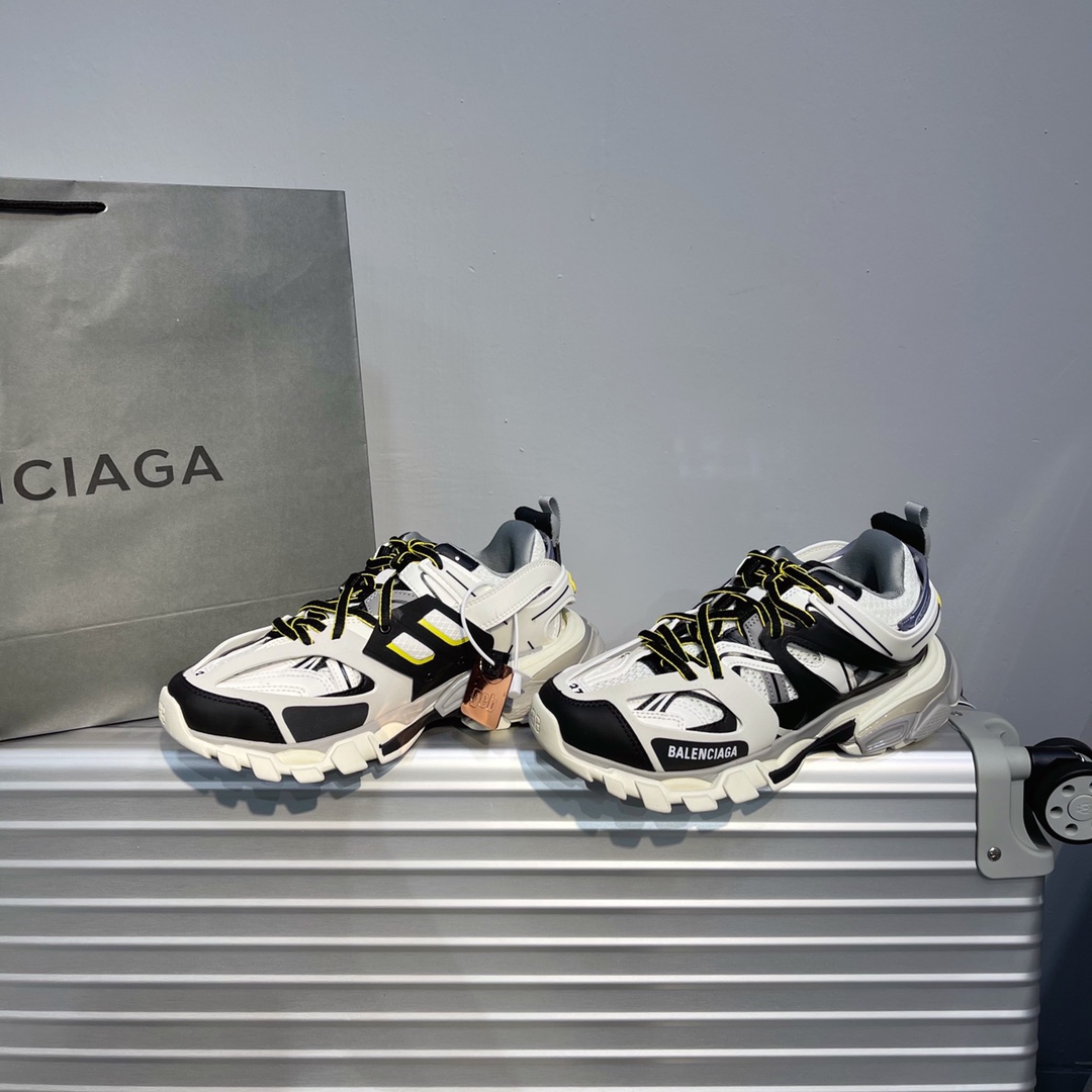 B Design Track 3.0 Sneakers top quality