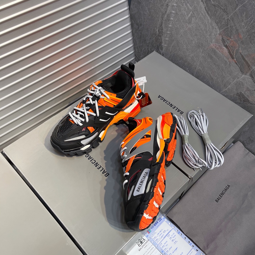 B Design Track 3.0 Sneakers top quality