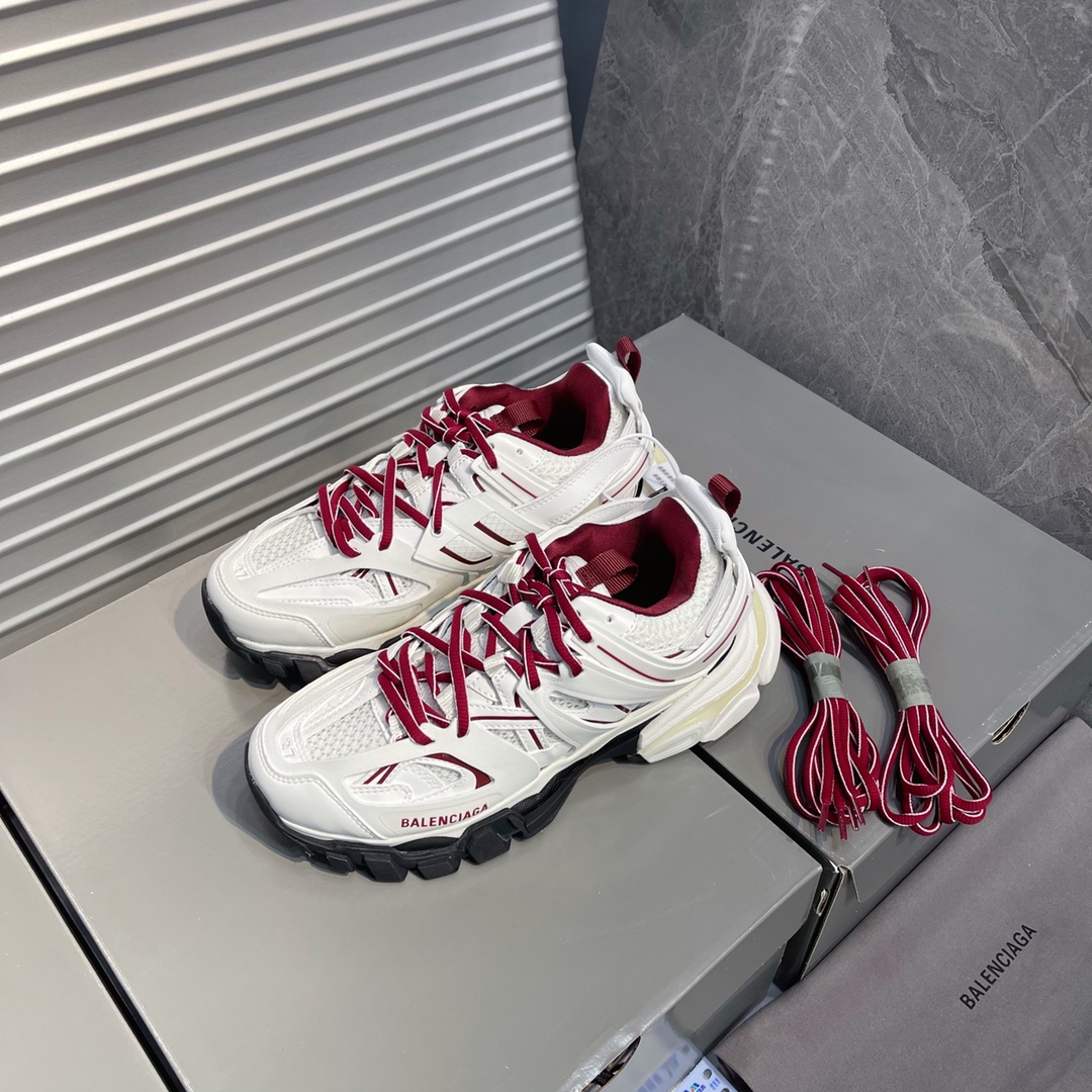 B Design Track 3.0 Sneakers top quality