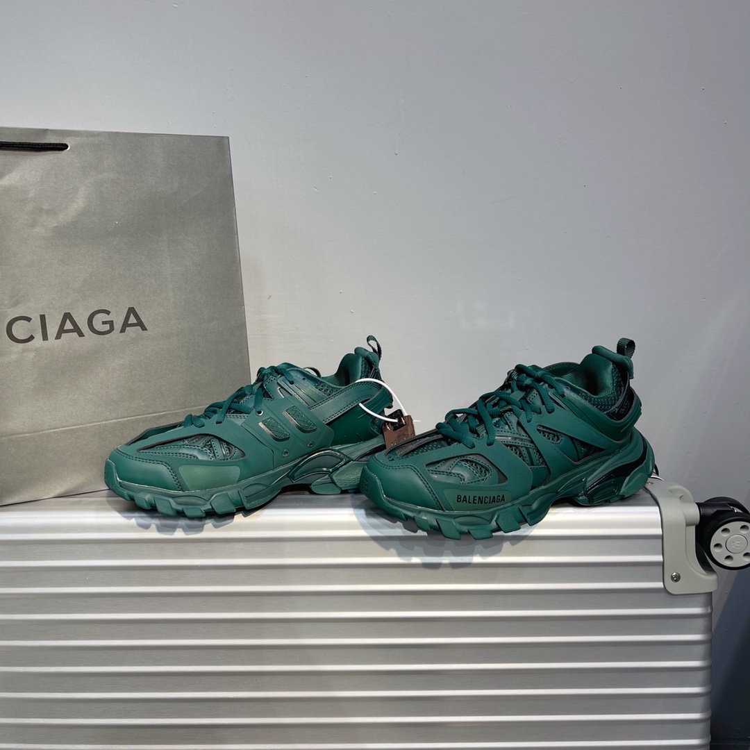 B Design Track 3.0 Sneakers top quality