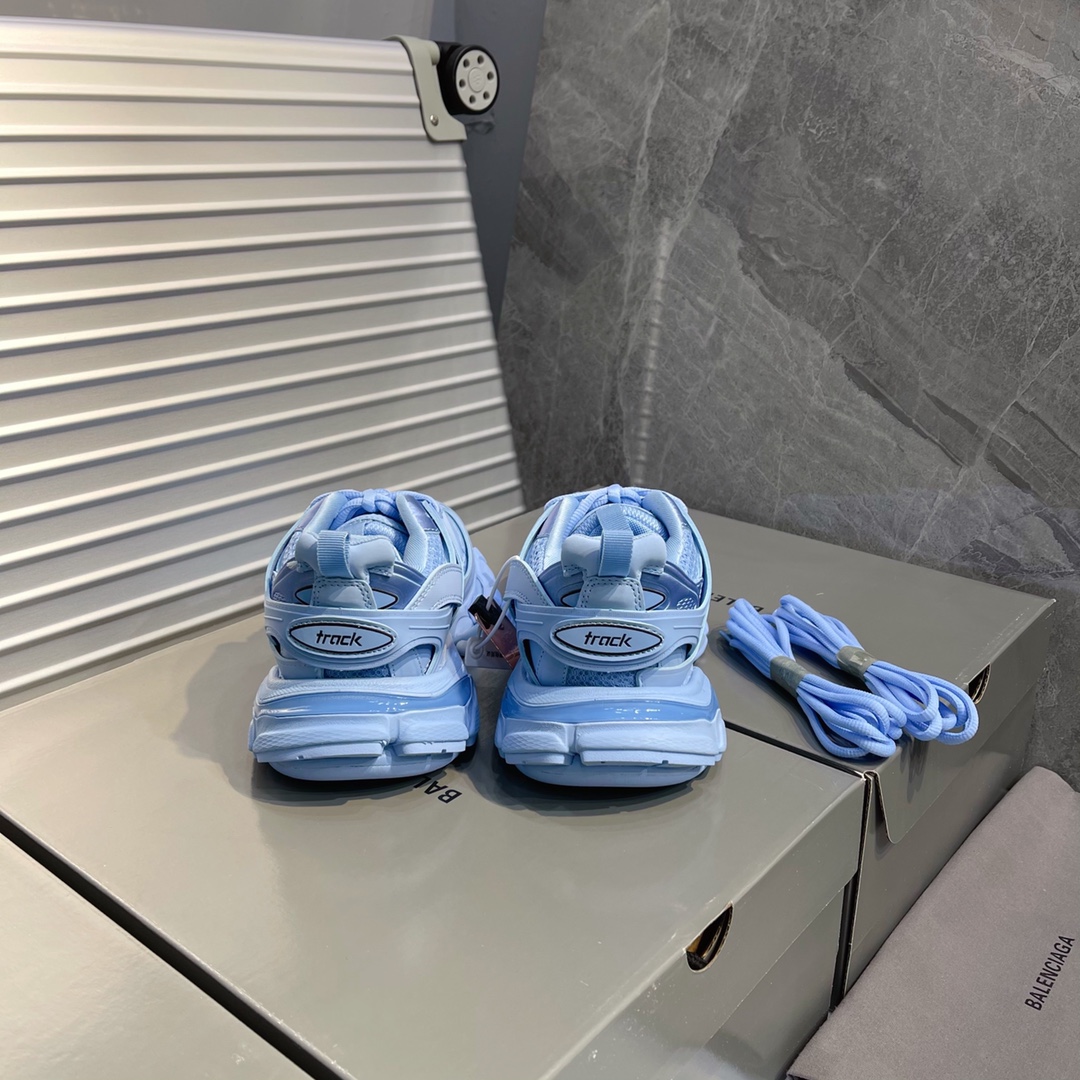 B Design Track 3.0 Sneakers top quality