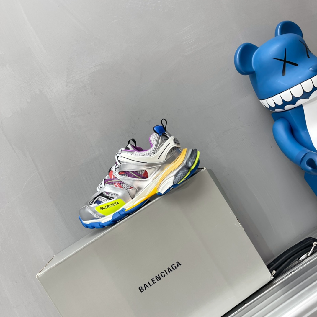 B Design Track 3.0 Sneakers top quality