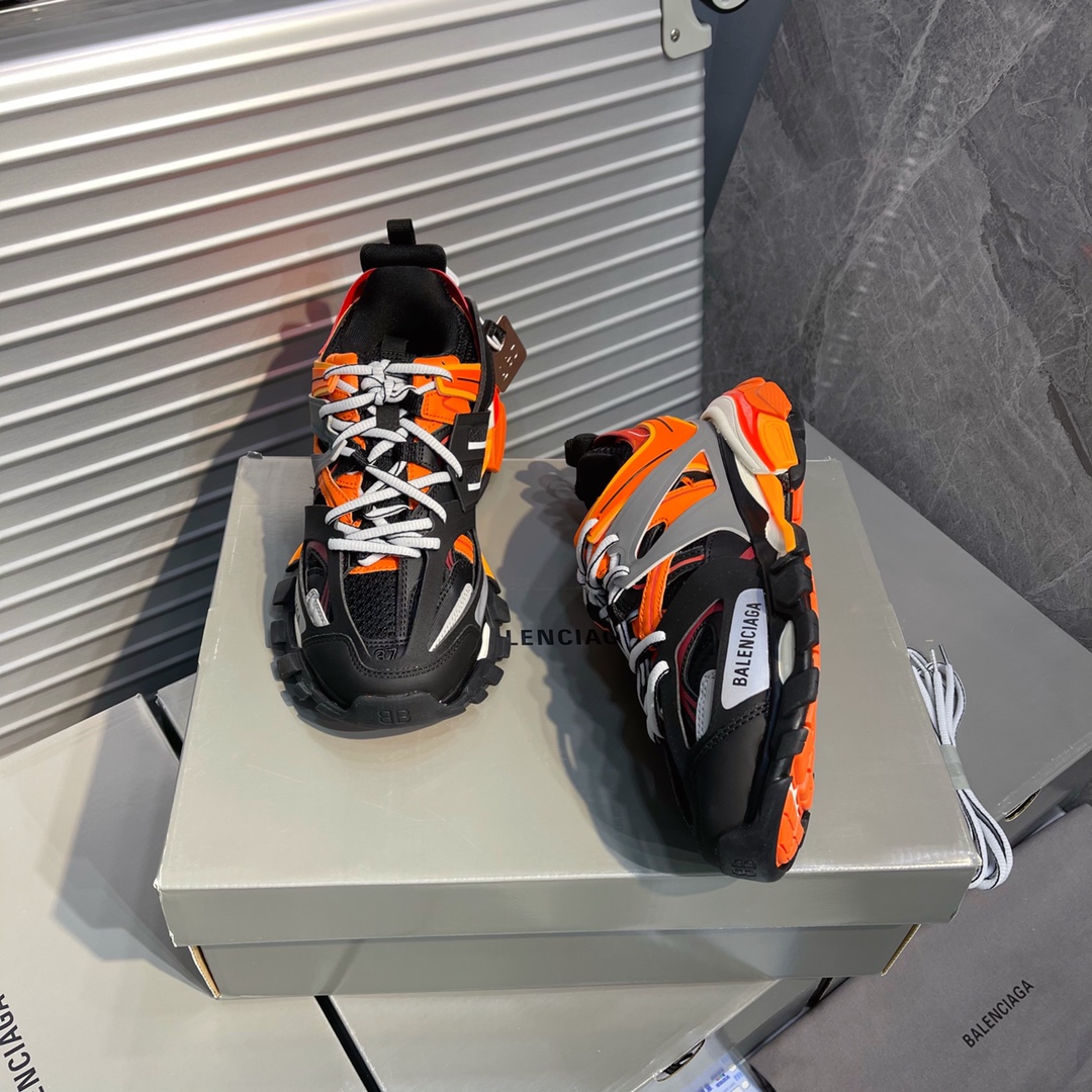 B Design Track 3.0 Sneakers top quality