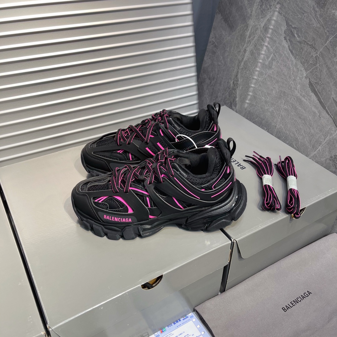 B Design Track 3.0 Sneakers top quality