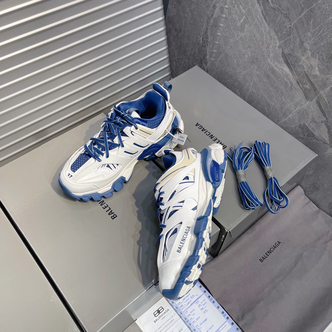 B Design Track 3.0 Sneakers top quality