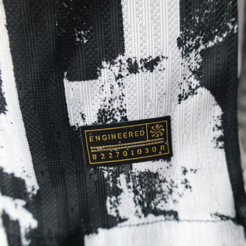 FC Barcelona  Especial  Negra y Blanca Player