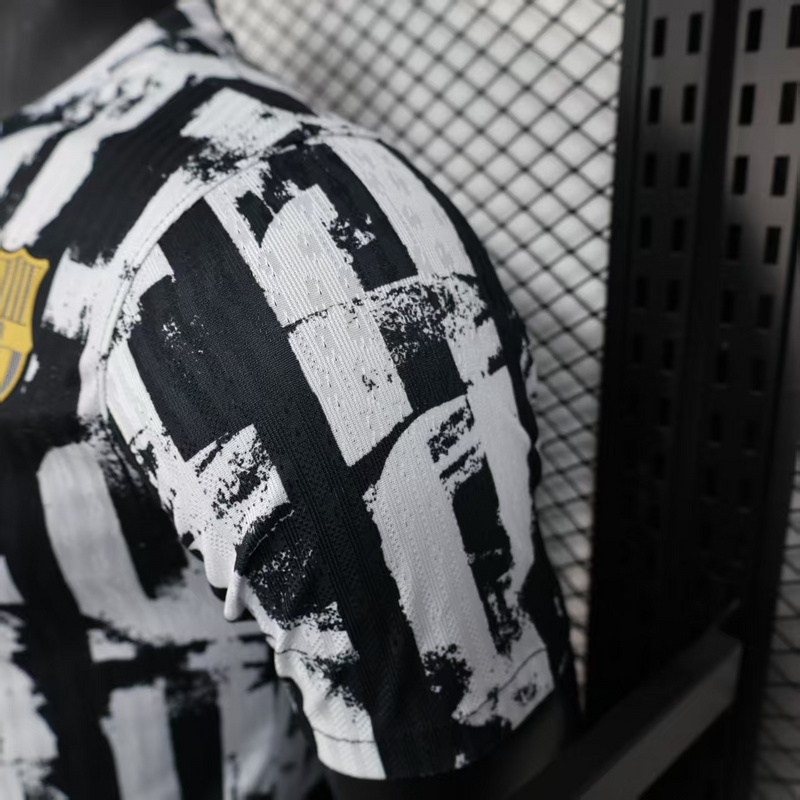 FC Barcelona  Especial  Negra y Blanca Player