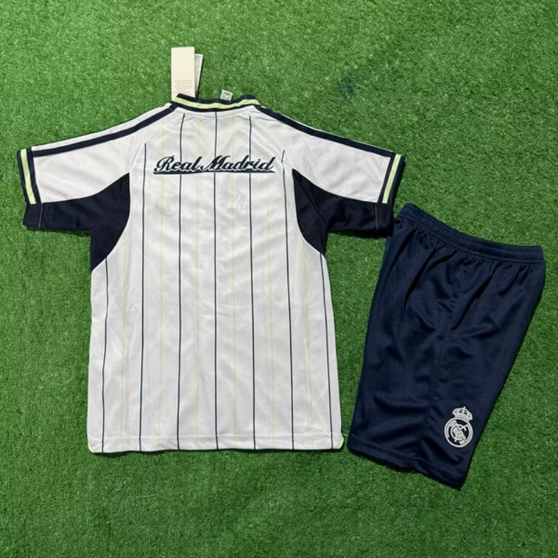 25-26 Real Madrid baseball kid kit