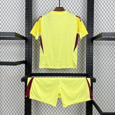 5/26 Real Madrid Yellow Goalkeeper Kit