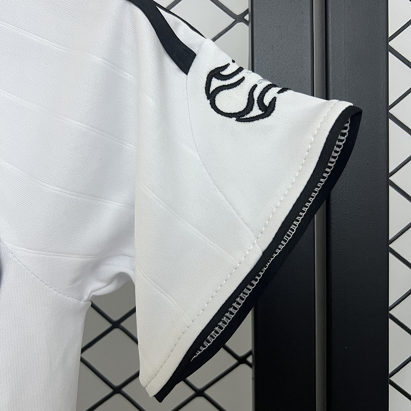 06-07 Real Madrid home retro kid kit