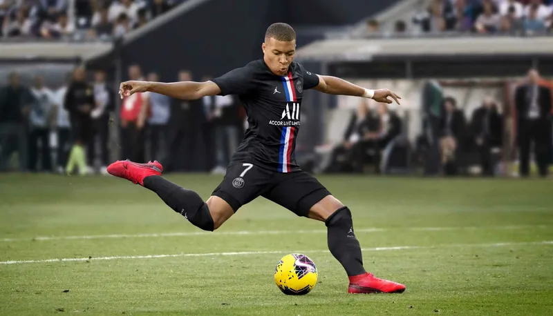 19-20 Paris Saint-Germain Mbappe jersey