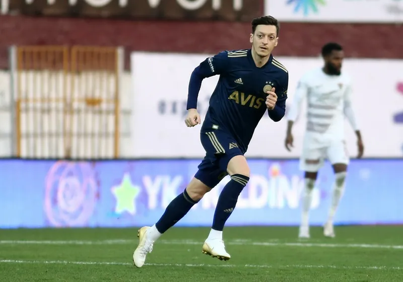 20-21 season Fenerbahce S.K. Ozil away jersey