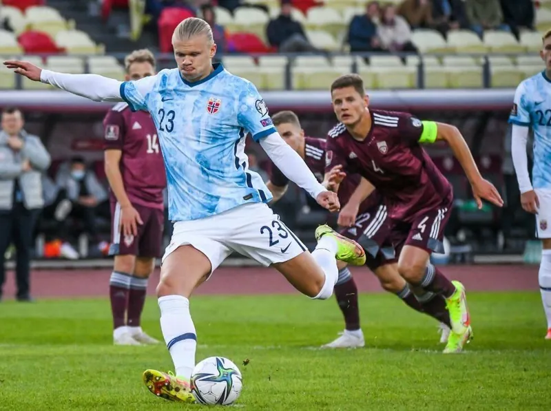 20-21 season Norway national team Haaland away jersey