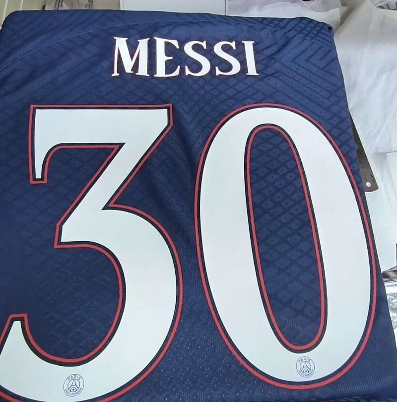 22-23 Paris Saint-Germain home Messi jersey