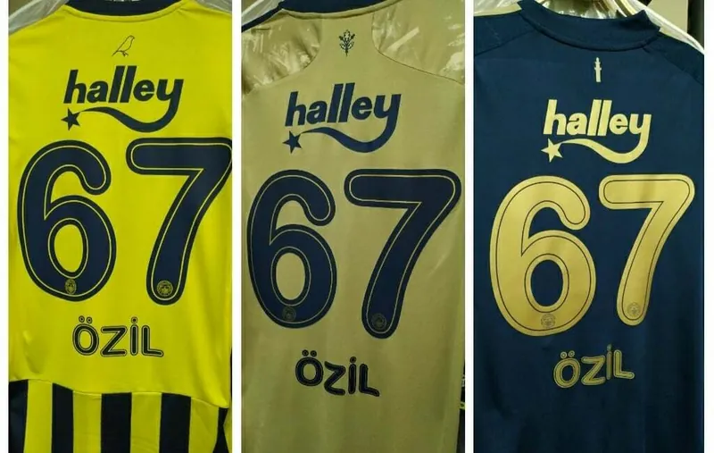 20-21 season Fenerbahce S.K. Ozil away jersey