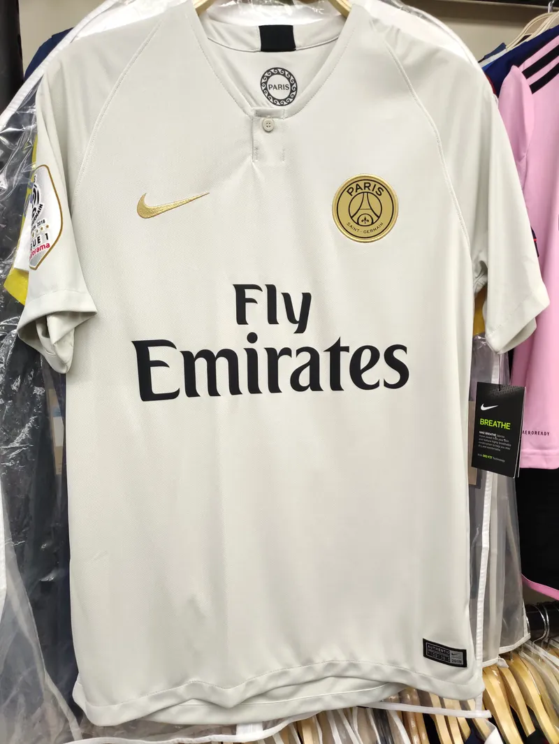 18-19 season Paris Saint-Germain away Mbappe jersey