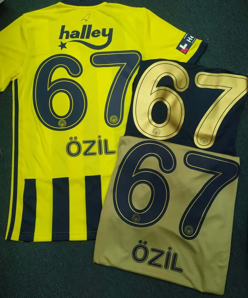 20-21 season Fenerbahce S.K. Ozil away jersey